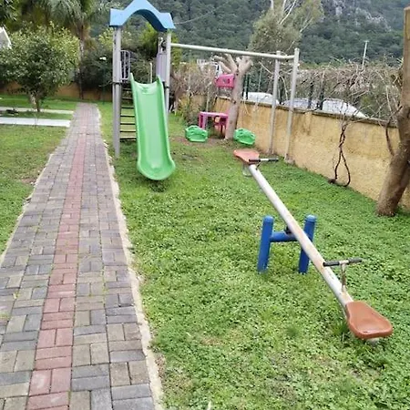 Denize Yakin Genis * Antália