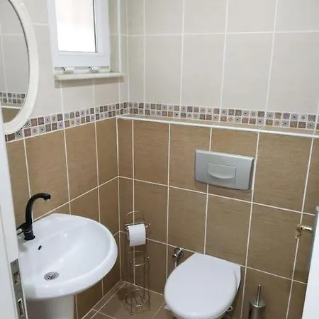 Villa Denize Yakin Genis