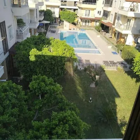 Denize Yakin Genis Villa