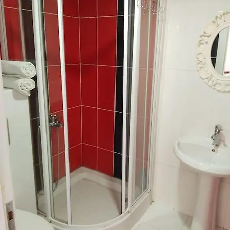 Denize Yakin Genis Vila Antalya